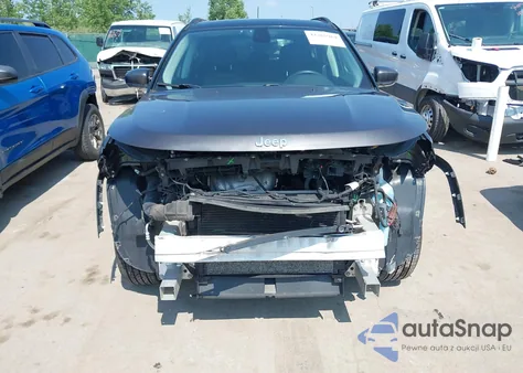 2018 Jeep Compass Limited 4X4 z USA, uszkodzony, nr VIN 3C4NJDCBXJT281445